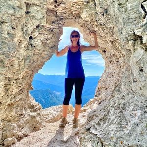 Meet your Posher, Ashlie